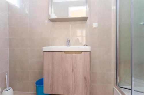 Three-Bedroom Apartment image 3