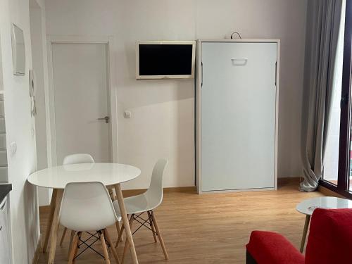 Apartment with View and Balcony image 2