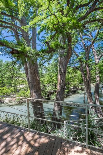 Sports un aktivitātes, River Bluff Cabins in Rio Frio (TX)