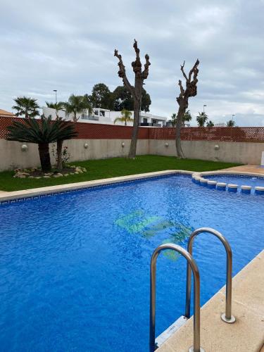 Casa con piscina cerca de la playa (10min)