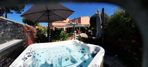 Hébergement Chambre d'hôtes Grau du Roi Mas des Marines Piscine Adult only 4