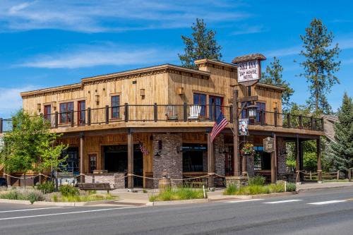 Exterior view of Ski Inn Taphouse Hotel