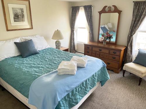 Little Miss Cottages - image 11