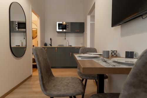 DreamHouse7 Room Type - Studio Apartment