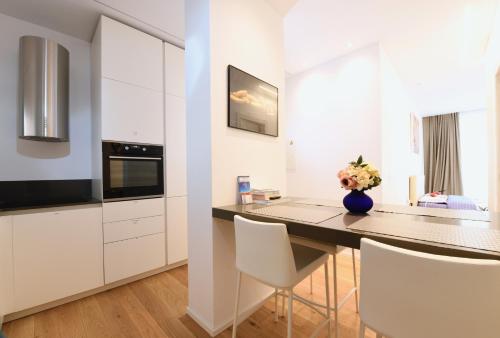 kuhinja, Lake Modern Suites - Free Parking in Castagnola