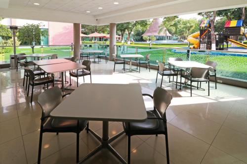 351869466 Holiday Inn San Luis Potosi-Quijote by IHG