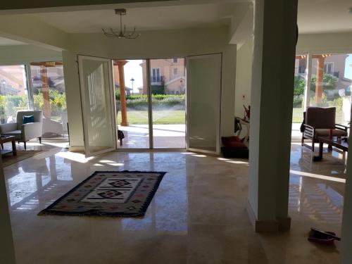 Diplomats Villa 5 Bedrooms at Mountain View Diplomats North Coast Egypt Sahel Sa7el in 자위야트 아일라트 누