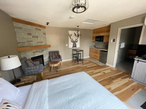 Bear Hill Lodge