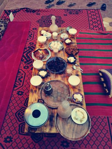 Yiyecek ve İçecekler, Dar Yaya in Mhamid