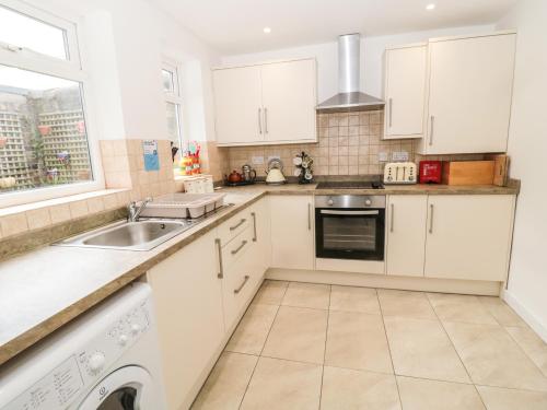 Coquet Cottage Amble - image 11