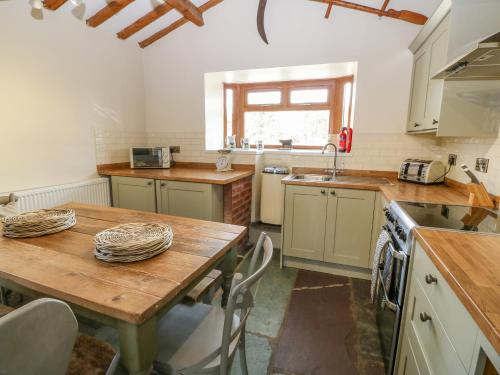 Beudy Pwllheli - image 10