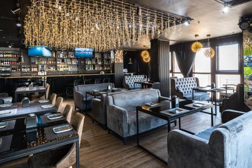 Nattklubb/DJ, Altyn Eco Park Hotel in Nur-Sultan