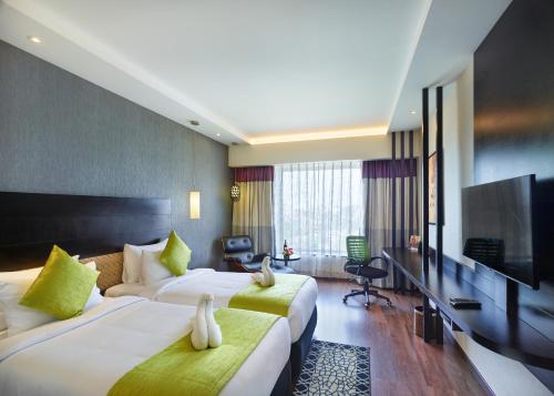 room detail thumbnail 1