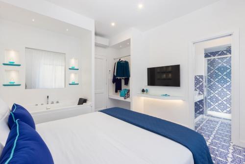 Blue Splendor Sorrento Apartment 3