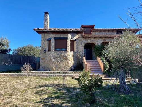  CASA RURAL LOS OLIVOS, Unterkunft in Ituero y Lama