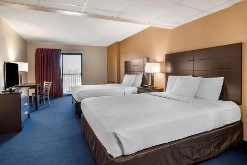 Econo Lodge Inn & Suites Rehoboth Beach