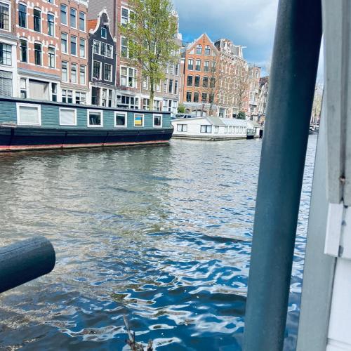 Houseboat Bonnie, Amsterdam (photo 10)