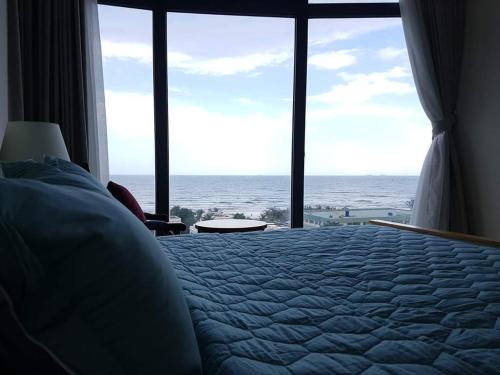 ARIA RESORT-3 bedrooms Seaview Blue sapphire resort Apartment,ho boi va bai bien mien phi,50m