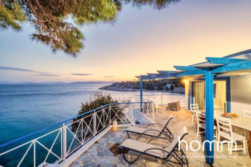 Nikolitsa homm Saronic Villa with private beach gîte à louer Limousin