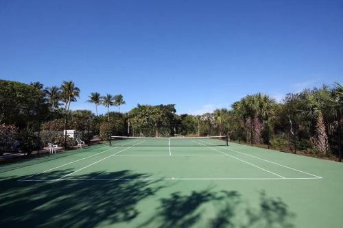 TARPON BEACH 305 - image 6