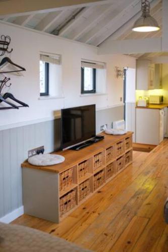 Old Fire Station - quaint and quirky little home Old Fire Station - quaint and quirky little home