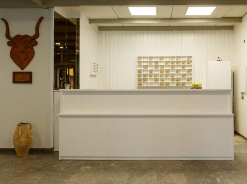 Asterion Hotel - image 4