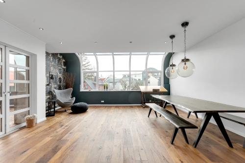 G5 - Penthouse Apartment