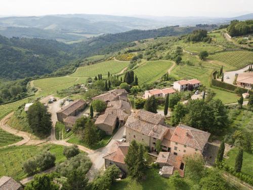 A környék, Stone built farmhouse Antica Torre by VacaVilla in Lamole