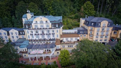Royal Marianske Lazne, Cheb