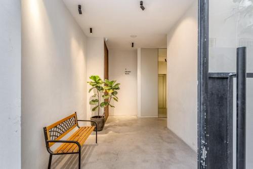 Trendy and cosy apartment / Balcony Trendy and cosy apartment / Balcony