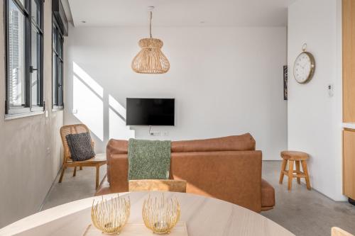 Trendy and cosy apartment / Balcony Trendy and cosy apartment / Balcony