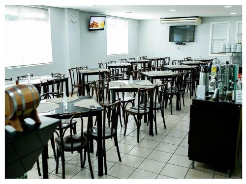 斯蒂爾山谷酒店 (Steel Valley Hotel) in 伊帕廷加