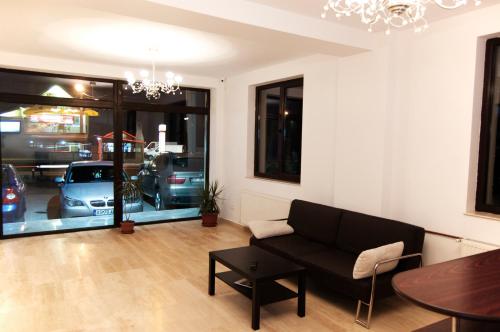 Hotel Cristian - main image