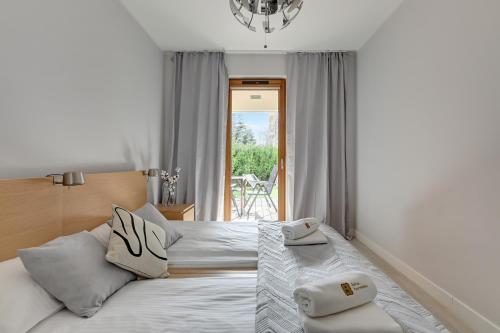 One-Bedroom Apartment image 10