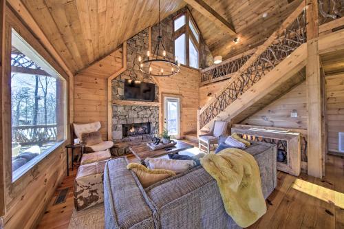Stunning Escape with Loft, Hot Tub and Mtn Views! in Morganton, USA