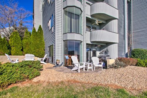 Sun-Filled Condo with Smith Mountain Lake Views