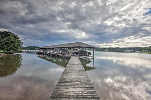 Sun-Filled Condo with Smith Mountain Lake Views