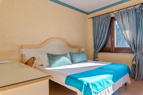 1 queen bed, 1 twin bed