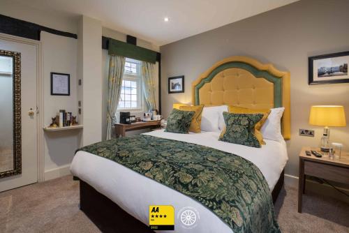 Tudor House Hotel - image 8