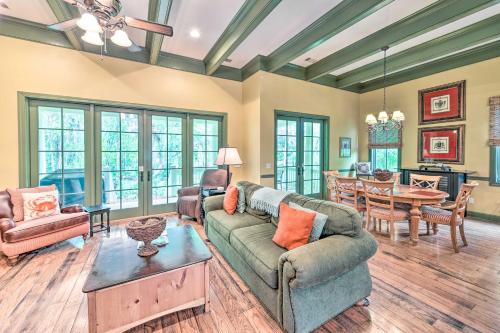 7 Mi to Beach Bluffton Cottage with Furnished Patio in บลัฟฟ์ตัน (SC)