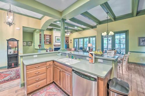 7 Mi to Beach Bluffton Cottage with Furnished Patio in บลัฟฟ์ตัน (SC)