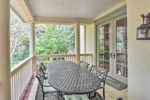 7 Mi to Beach Bluffton Cottage with Furnished Patio in บลัฟฟ์ตัน (SC)