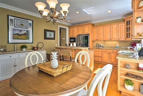 Golfers Dream Near Clubhouse of PCC No 6! in 派恩赫斯特