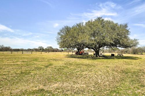 Spacious Texas Getaway with Fire Pit and Pond!