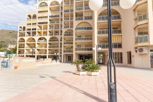  vac060 standing2 in Cullera