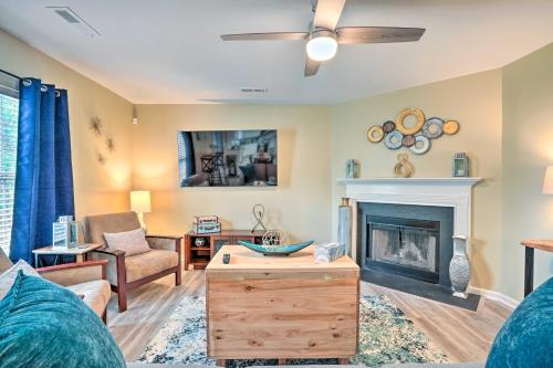 Summerville Family Home about 20 Mi to Charleston near Middleton Place