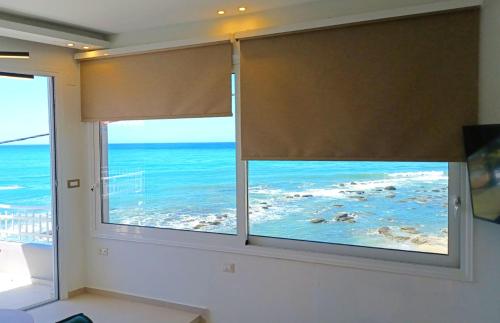 Beach, En Plo Studios & Apartments in Plakias