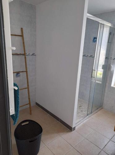 LA ROSERAIE 02120 MARLY GOMONT gîte à louer Houry