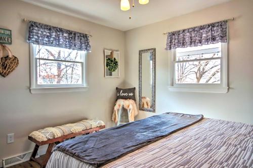 Lakefront Gem with Screened Porch and Game Room! Lakefront Gem with Screened Porch and Game Room!