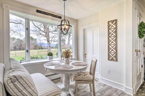 Lush, Modern Farmhouse with Mtn Views and Sunroom